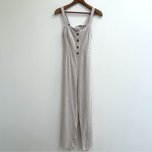 Romeo + Juliet tan linen rayon striped jumpsuit open back tie size small - Picture 2 of 12